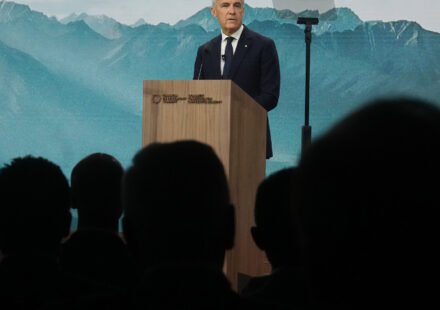 Carney Pitches Canada as a Haven of Investment Stability in a Chaotic World