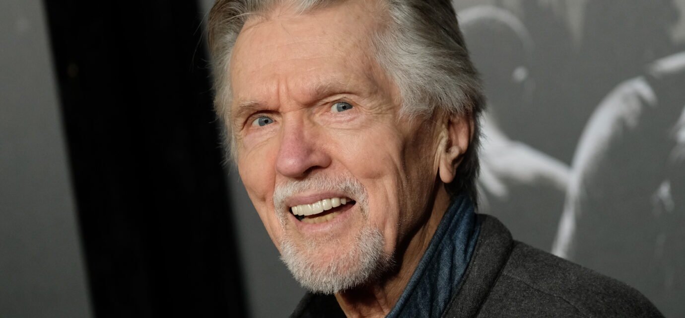 Actor Tom Skerritt, who played dads, cops and commanding officers, has died