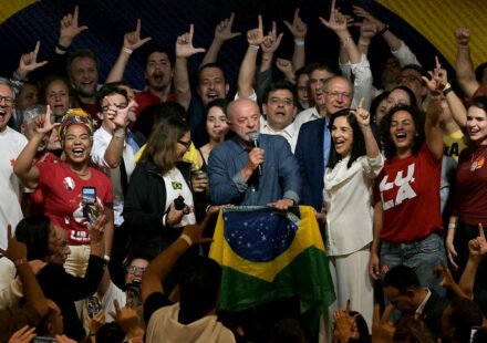 Brazilian President Lula wins a historic fourth term