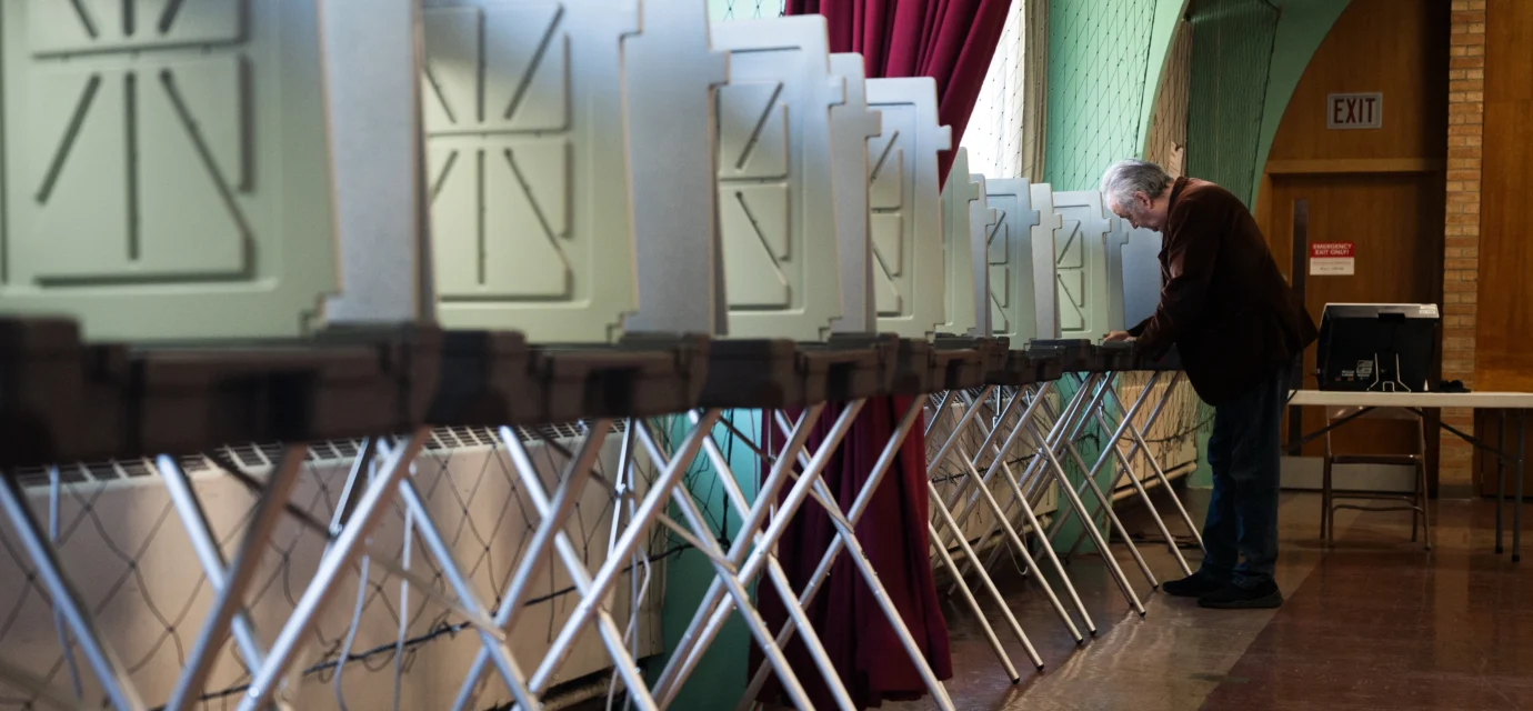 Can I trust the polls? And other questions from listeners about the 2026 midterms