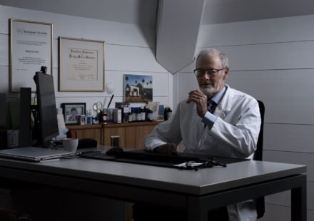 Did an Alternative-Medicine Guru Accidentally Kill Patients?