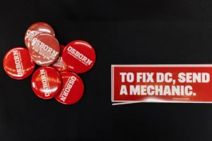 Independent candidates sense a moment. Some Democrats hope they’re right.