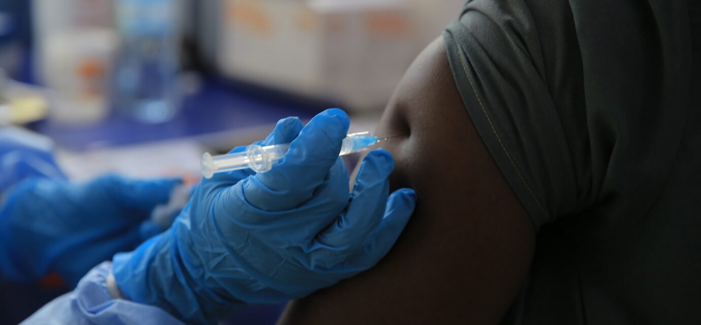 Nigeria confirms an Ebola case in Abuja as a woman arriving from Uganda tests positive