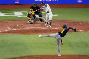 Rays stun Brewers with 2-run rally in 12th inning and force World Series Game 5