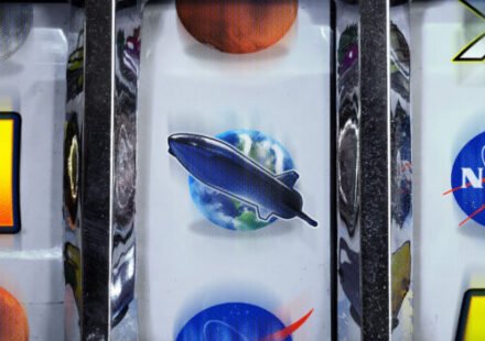 SpaceX no longer needs NASA, and that’s a problem for America’s space agency