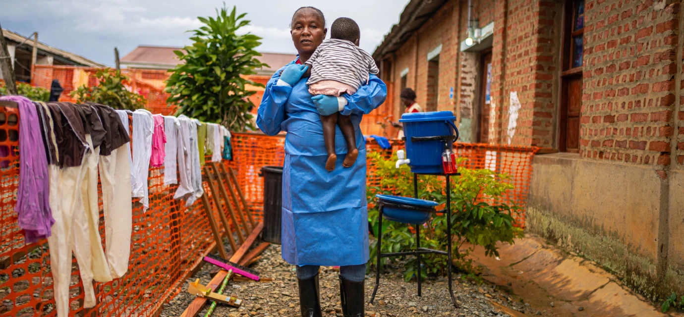 The Ebola outbreak is breaking records — and just marked a grim milestone