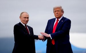 Trump hopes to flatter Putin into negotiating on Ukraine
